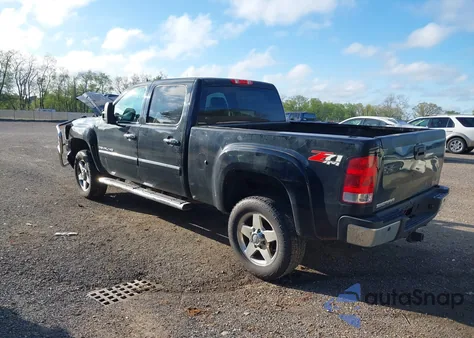 2013 GMC Sierra 2500Hd Denali z USA, uszkodzony, nr VIN 1GT125E81DF112691
